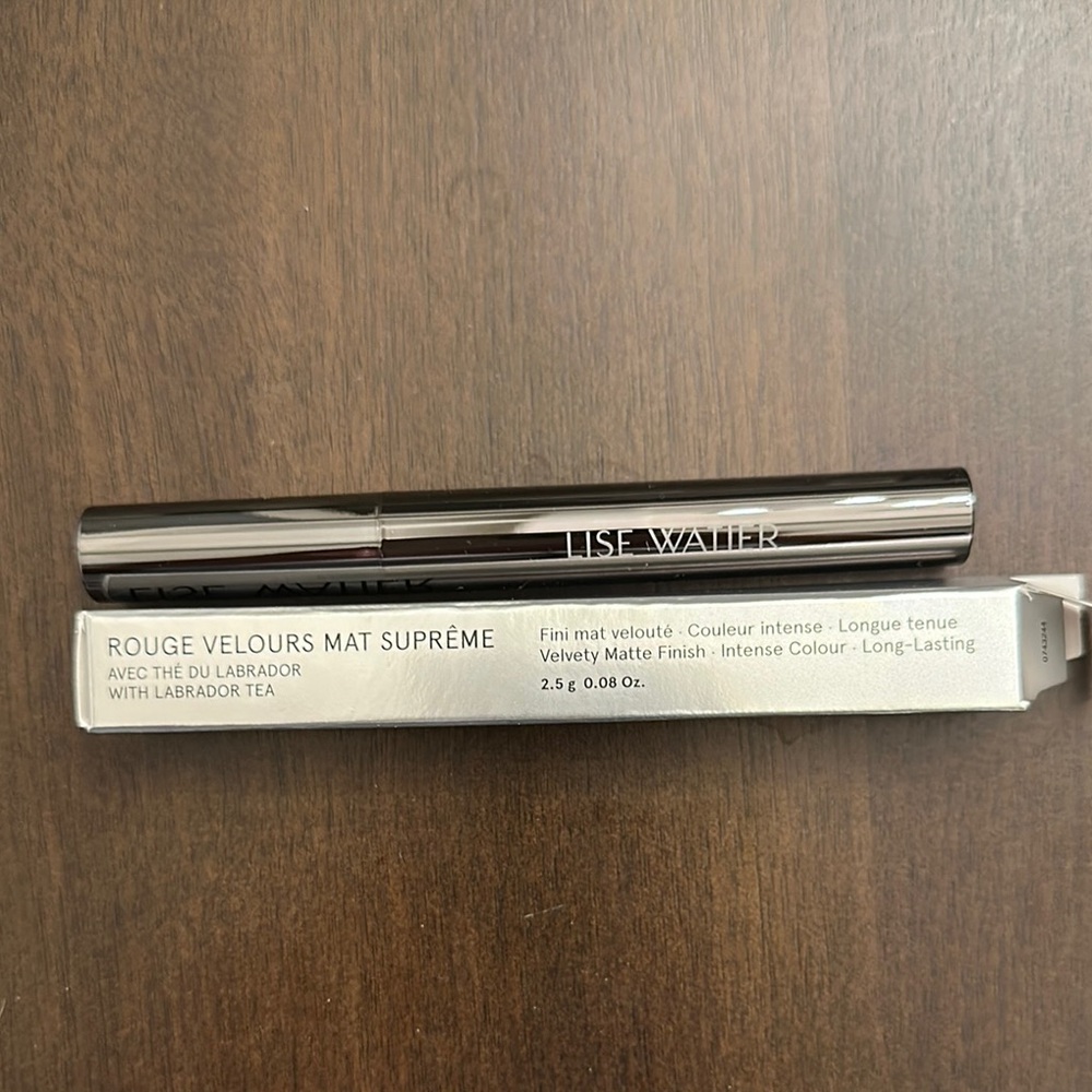 Lise Watier Velvet Matte Lipstick Rouge Velours Mat Suprême